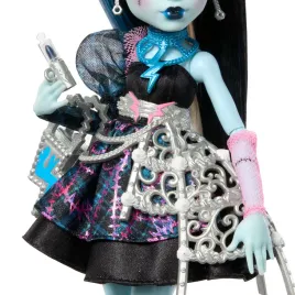 monster-high-lalka-straszyslodkie-urodziny-frankie-stein-27-cm-akcesoria