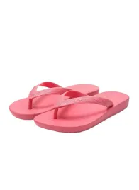 fitflop-rozowe-klapki-dzieciece-z-paskiem-o-teksturze-31-j0b