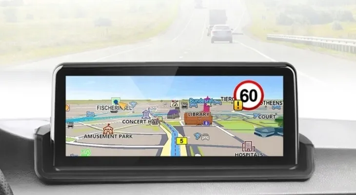 bmw-e90-e91-e92-e93-idrive-ekran-10-25-radio-linux-android-auto-carplay-rodzaje-odtwarzanych-nosnikow-usb