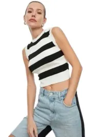 trendyol-dzianinowy-dopasowany-top-w-paski-36-5-a