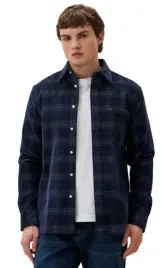 tommy-hilfiger-granatowa-koszula-casual-w-krate-z-bawelny-m-x-d