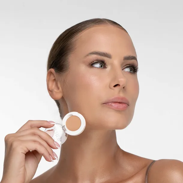 cien-do-powiek-softy-ibra-makeup-produkt-wodoodporny-nie