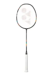 rakieta-do-badmintona-yonex-nanoflare-700-play-mocna-elastyczna-innowacyjna