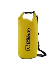 worek-wodoszczelny-wodoodporny-aquarius-gopack-10l-zolty-pojemny-na-kajak