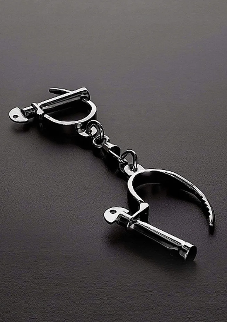 adjustable-darby-style-handcuffs