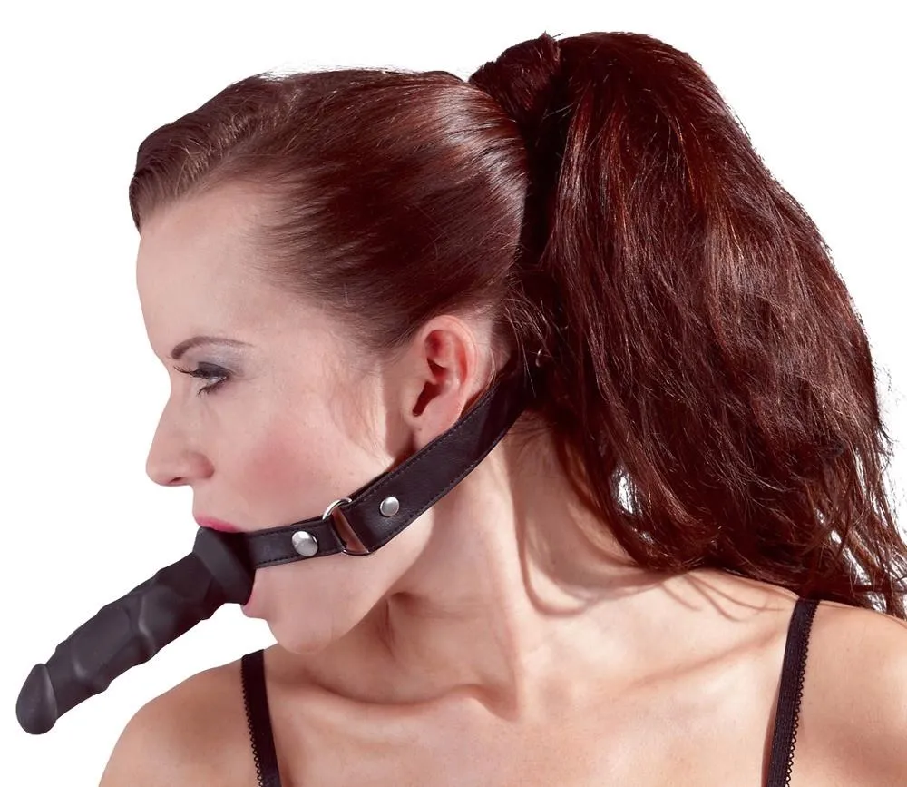 gag-with-dildo