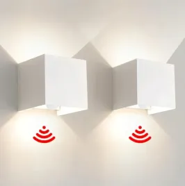 pakiet-2-zew-lamp-sciennych-z-czujnikiem-ruchuswiatla-led-nowoczesne-biale-6-w-4000-k-ip65-kwadratalu-reg-kat-swiatla