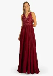 apart-fashion-bordowa-sukienka-maxi-z-koronkowym-dekoltem-na-wesle-36-7fa