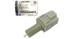 wlacznik-swiatel-stop-chevrolet-captiva-oryginal