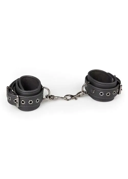 kajdanki-fetish-ankle-cuffs