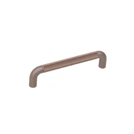 zdobiony-miedziany-uchwyt-meblowy-uchwyt-do-mebli-fluid-roz-128-grawerowany