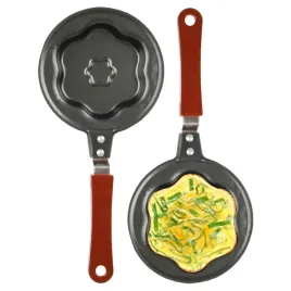 patelnia-z-tloczeniem-wzorem-mini-do-jajek-i-plackow-13-cm-lekka-non-stick