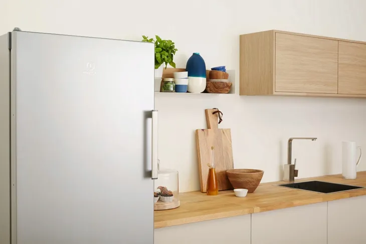 indesit-zamrazarka-szufladowa-ui62s-zdolnosc-zamrazania-12-kg-24-h