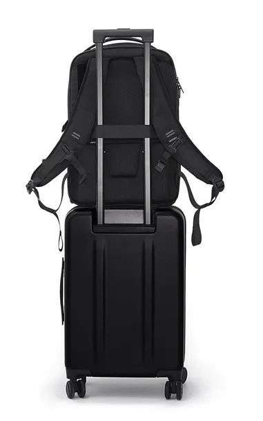 xd-design-plecak-bizz-backpack-black-wielkosc-matrycy-16-kod-producenta-p705-931