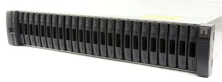 polka-dyskowa-netapp-ds2246-24x-900gb-sas-10k-stan-powystawowy