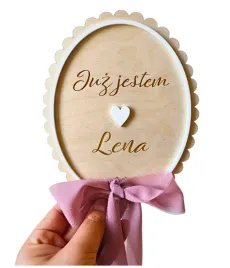 drewniana-tabliczka-do-zdjec-juz-jestem-imie-baby-shower-narodziny-sesja