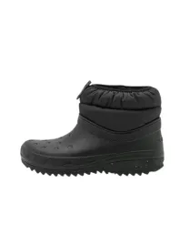 crocs-damskie-sniegowce-czarne-wsuwane-365-z-e