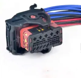 wtyczka-instalacji-ecu-citroen-peugeot-28pin