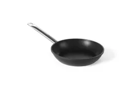 patelnia-indukcyjna-z-aluminium-powlekana-tytanem-srednica-24-cm-or-hendi