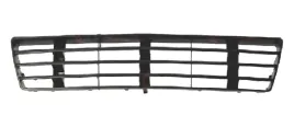 audi-a6-97-00-atrapa-kratka-w-zderzak-nowa-