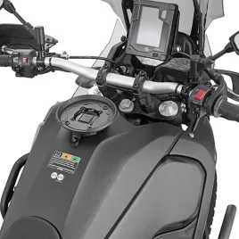 mocowanie-tanklock-givi-bf61-na-bak-motocykla-do-yamaha-tenere-700-21-24