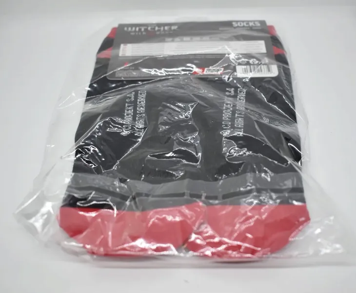 the-witcher-3-wolf-ankle-socks