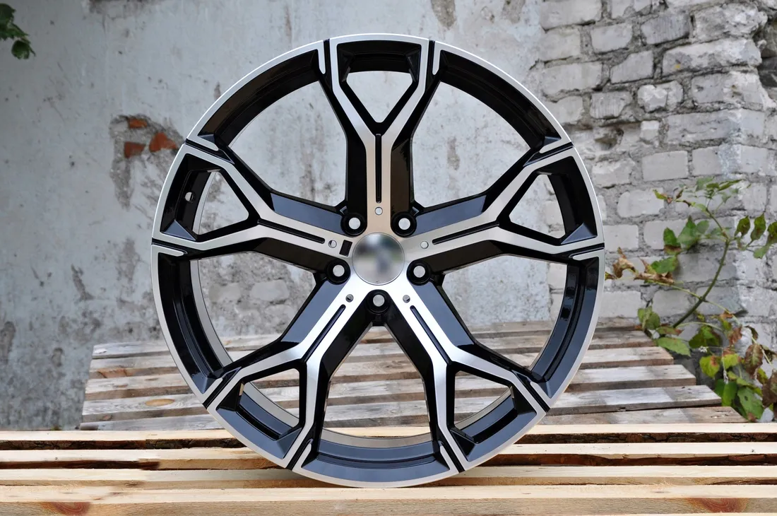 felgi-21-bmw-serii-1-e81-e82-e87-e88-f20-serii-3-e36-e46-e90-e91