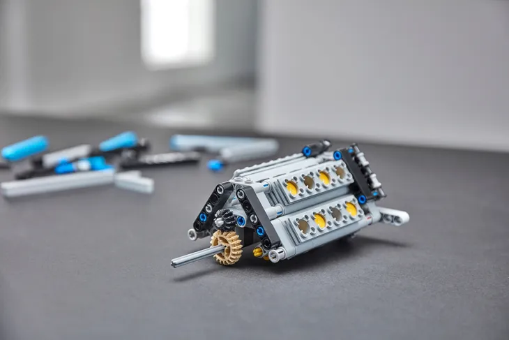 2x-lego-technic-42083-bugatti-chiron-numer-produktu-42083