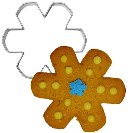 foremka-sniezynka-foremki-bozonarodzeniowe-wykrawacz-do-piernikow-4-8-cm
