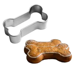 foremka-kostka-3cm-do-masy-cukrowej-mini-wykrawacz-do-marcepanu-i-ciastek