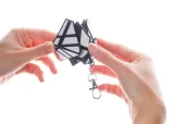 recent-toys-mini-ghost-cube-lamiglowka-brelok-material-plastik