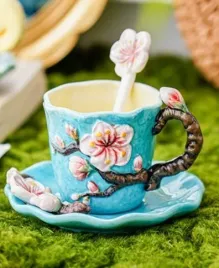 filizanka-van-gogh-kwiat-migdalowca-ze-spodkiem-i-lyzka-elegancki-prezent
