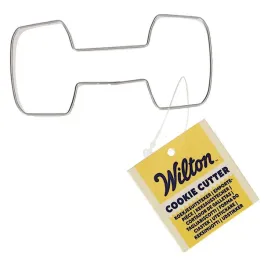 foremka-hantel-wykrawacz-ciezarek-dla-silacza-do-ciastek-masy-wilton-8-cm