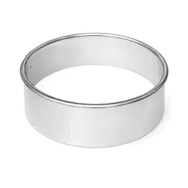 wykrawacz-do-ciasta-pierogow-okragly-foremka-kolko-kolo-maly-rant-ring-9-cm