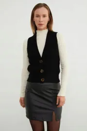 czarna-gladka-kamizelka-z-guzikami-w-stylu-casual-s-m-5ia