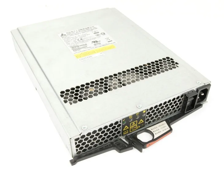 netapp-ds2246-4x-400gb-ssd-sas-20x-900gb-10k-iom6-kod-producenta-654961520277