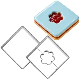 kwadratowe-foremki-do-ciastek-linzer-z-kwiatkiem-przekladanych-marmolada
