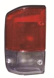 lampa-tylna-lewa-nissan-patrol-gr-1993-1998