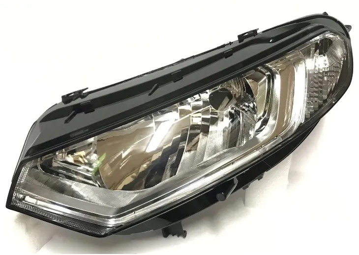 REFLEKTOR LAMPA LEWY FORD ECOSPORT 13-
