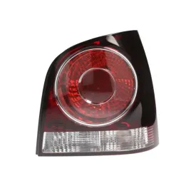 vw-polo-05-09-listwa-nowa-lampa-tylna-prawa-depo