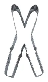 foremka-narty-wykrawacz-nart-narciarz-do-ciastek-foremki-zimowe-116-cm