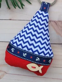 brelok-do-kluczy-zaglowka-zawieszka-do-tornistra-plecaka-piornika