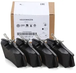 nowy-oryginalny-zestaw-klockow-hamulcowych-vw-5k0698451e
