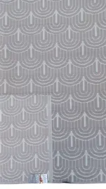 dywanik-zewnetrzny-na-balkon-lub-taras-wodoodporny-120-x-180-bezowy-trefl