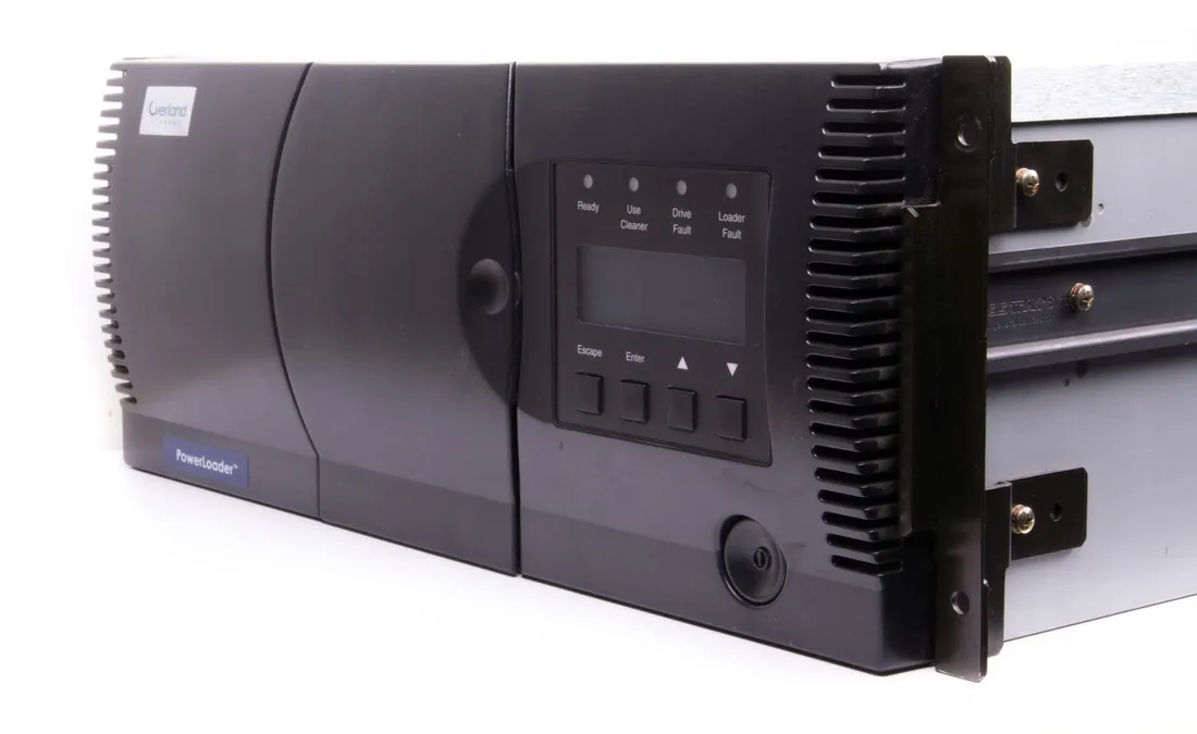 tape-library-overland-powerloader-hplto-lxml2217rb
