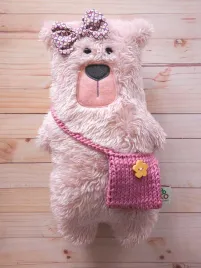 maskotka-mis-jasnorozowy-kudlaty-misiu-handmade-przytulanka-na-prezent