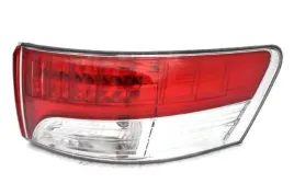 toyota-avensis-sdn-08-lampa-tylna-led-prawa-depo