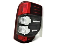 mitsubishi-l200-triton-2018-lampa-prawa