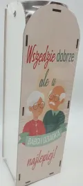 skrzynka-na-wino-drewniana-wszedzie-dobrze-ale-u-babci-i-dziadka-najlepiej