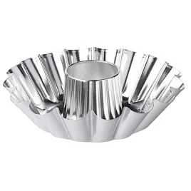 karbowana-duza-srebrna-forma-na-babke-do-pieczenia-babki-z-kominkiem-25-cm